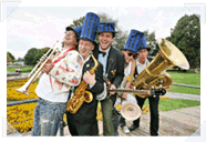 Download Combo Gurilly im Quintett - Rechte Maustaste zum herunterladen.