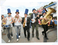 Download Combo Gurilly im Quintett - Rechte Maustaste zum herunterladen.